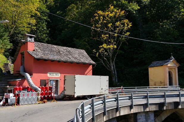 Thermo Lignum Warmluftbehandlung an einer Mühle im Val Verzasca